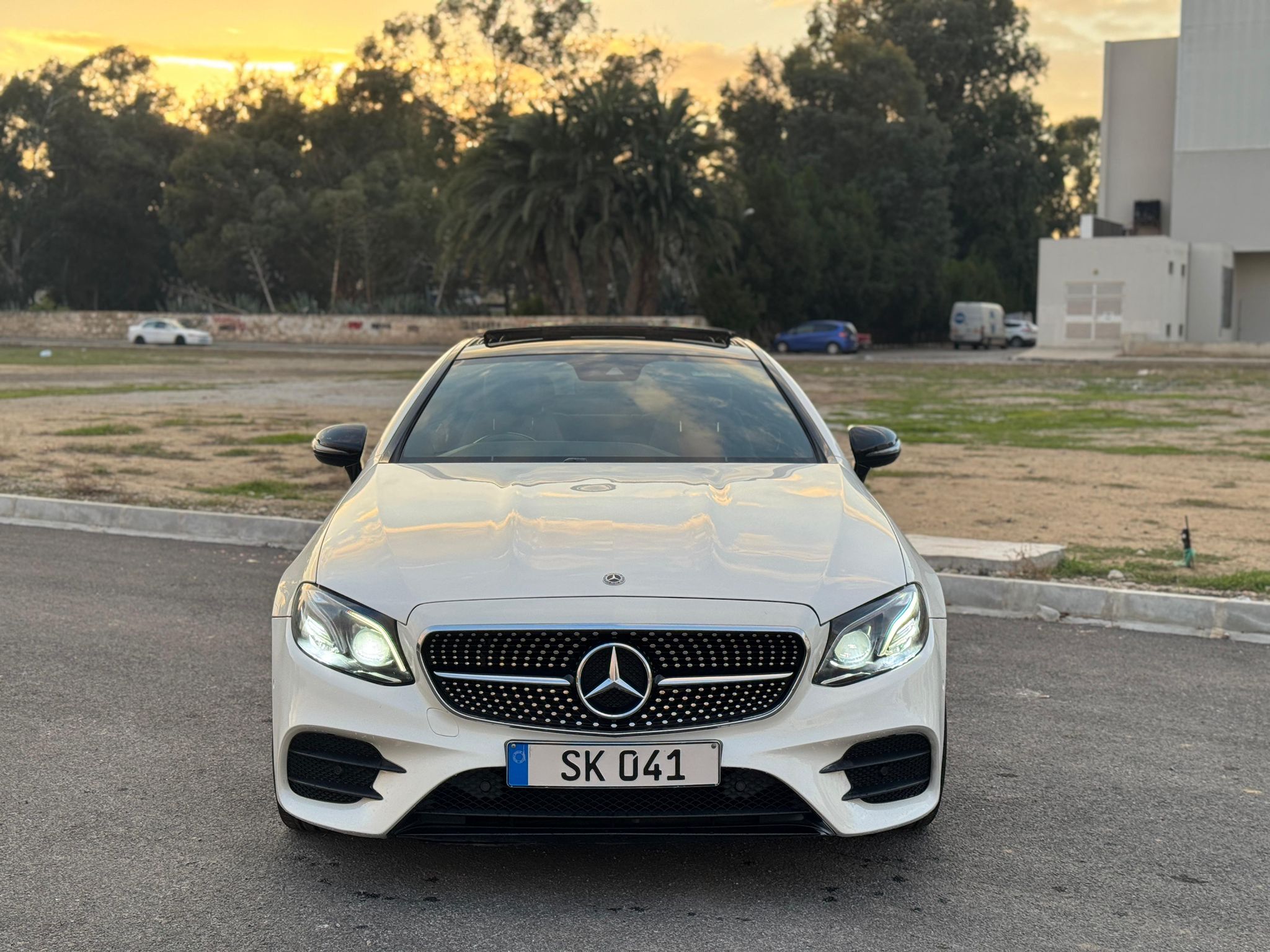 MERCEDES-BENZ E220d AMG PREMIUM PLUS 2.2 DİZEL 2018 MOD